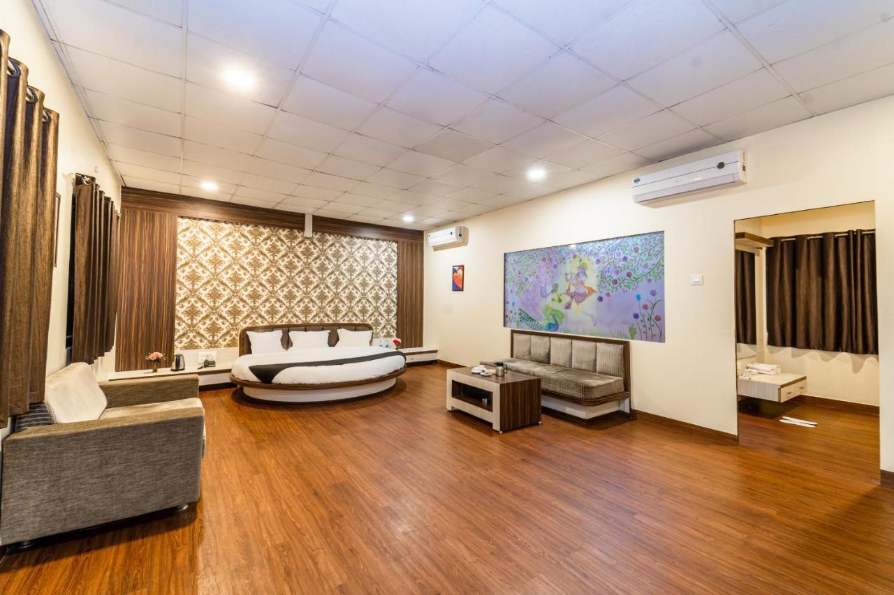 Narmada Hills Resort Omkareshwar Exterior photo